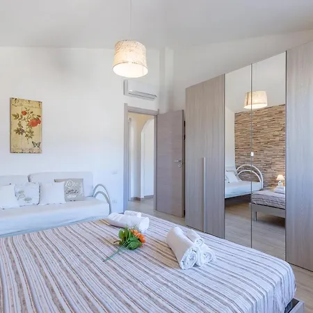 Apartment Ampio Trivano Con Wifi Villasimius